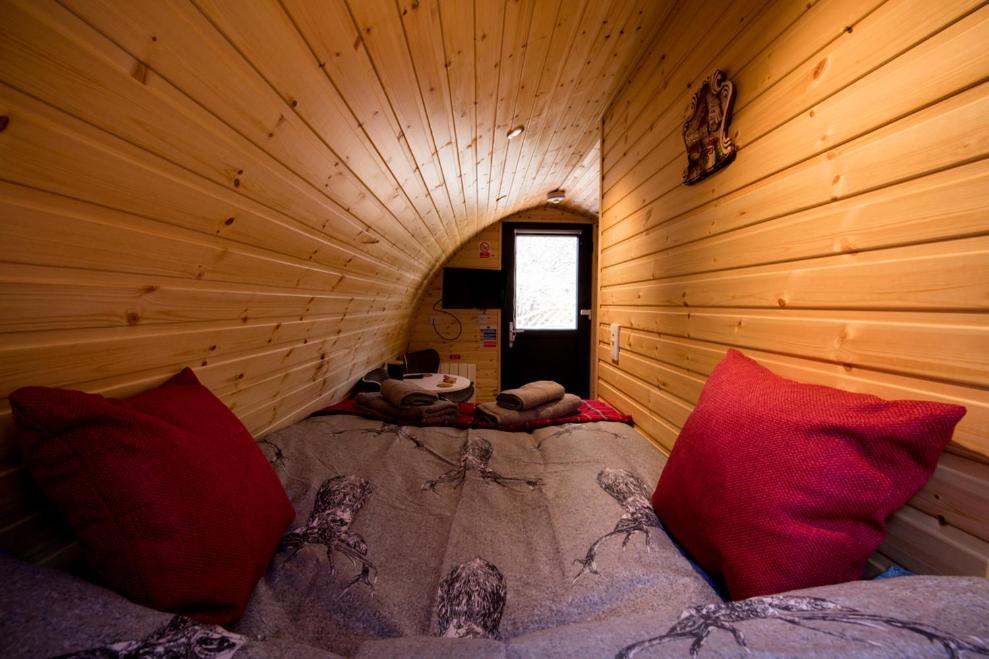 Highland & Transylvania Glamping Pods Roybridge Exterior foto